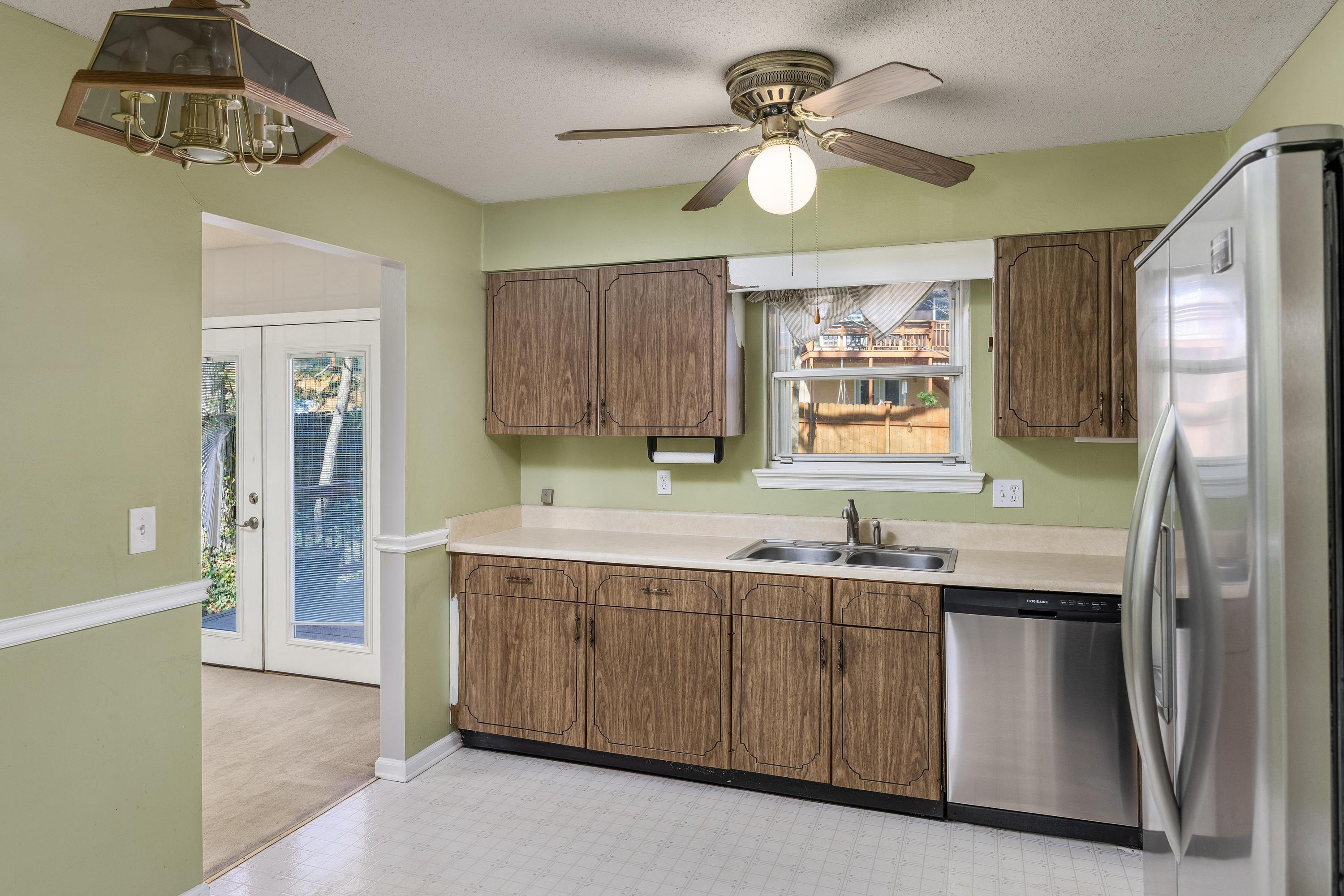 7849 Huntington Forest Drive