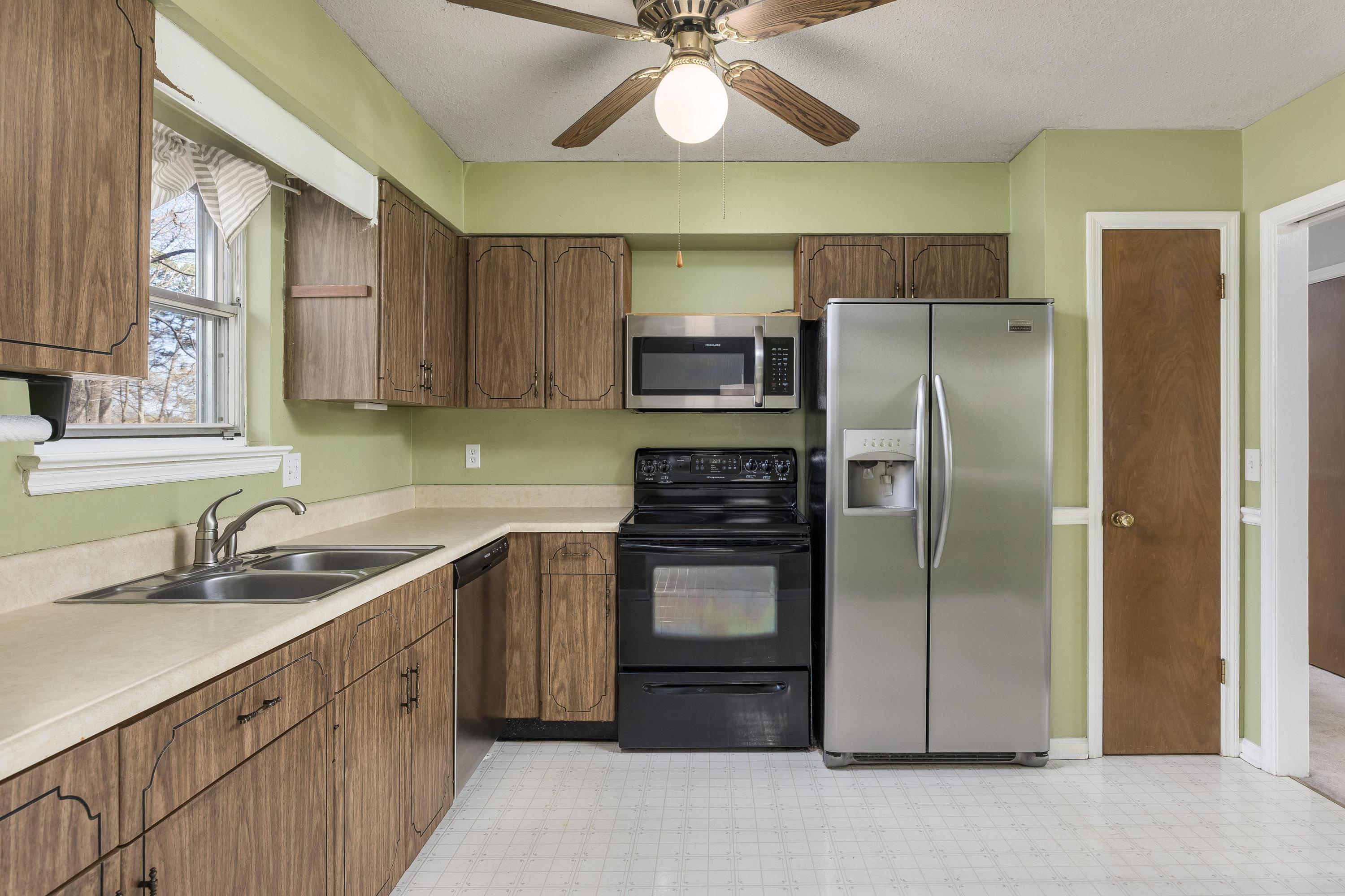 7849 Huntington Forest Drive