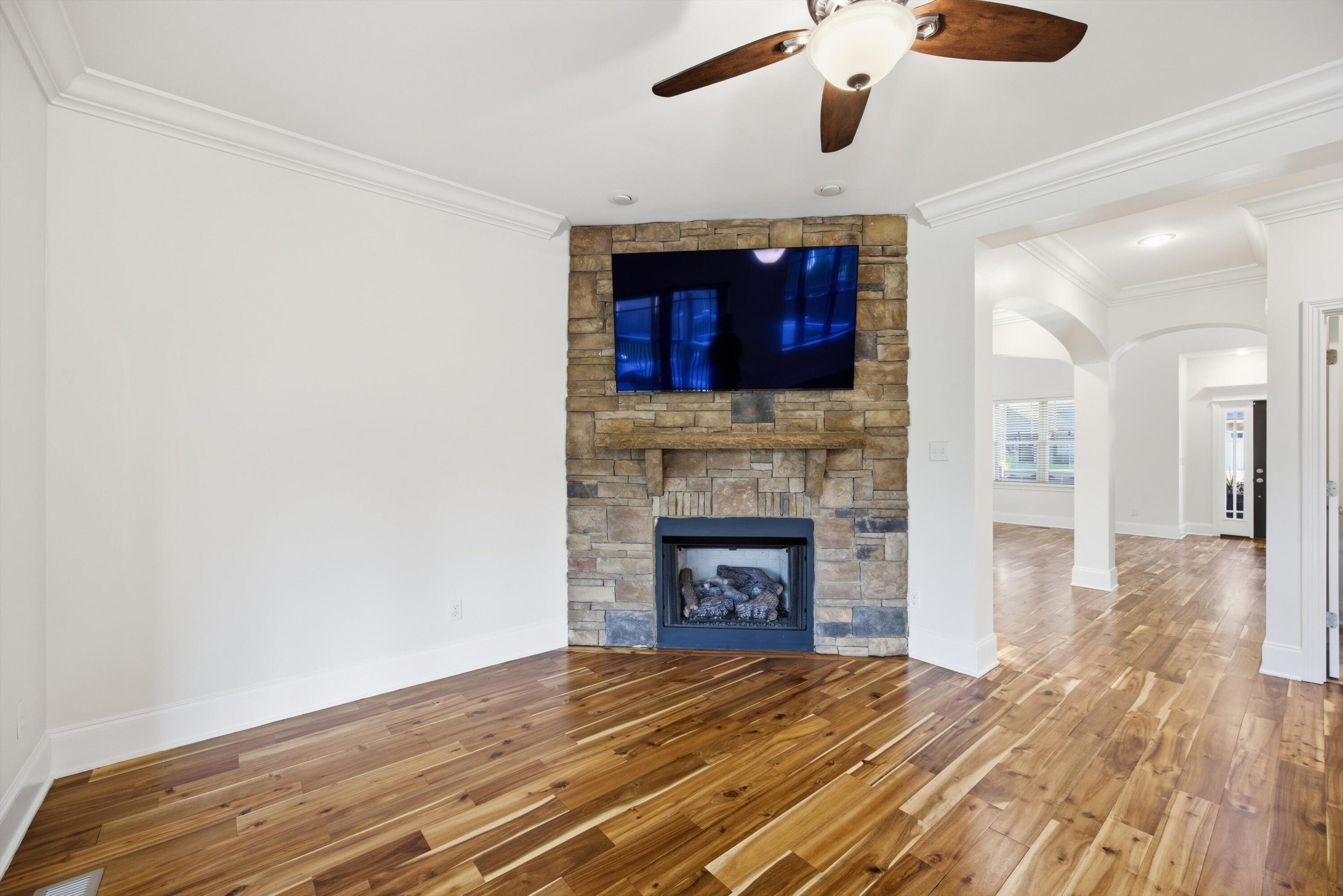 8570 Maple Valley Drive