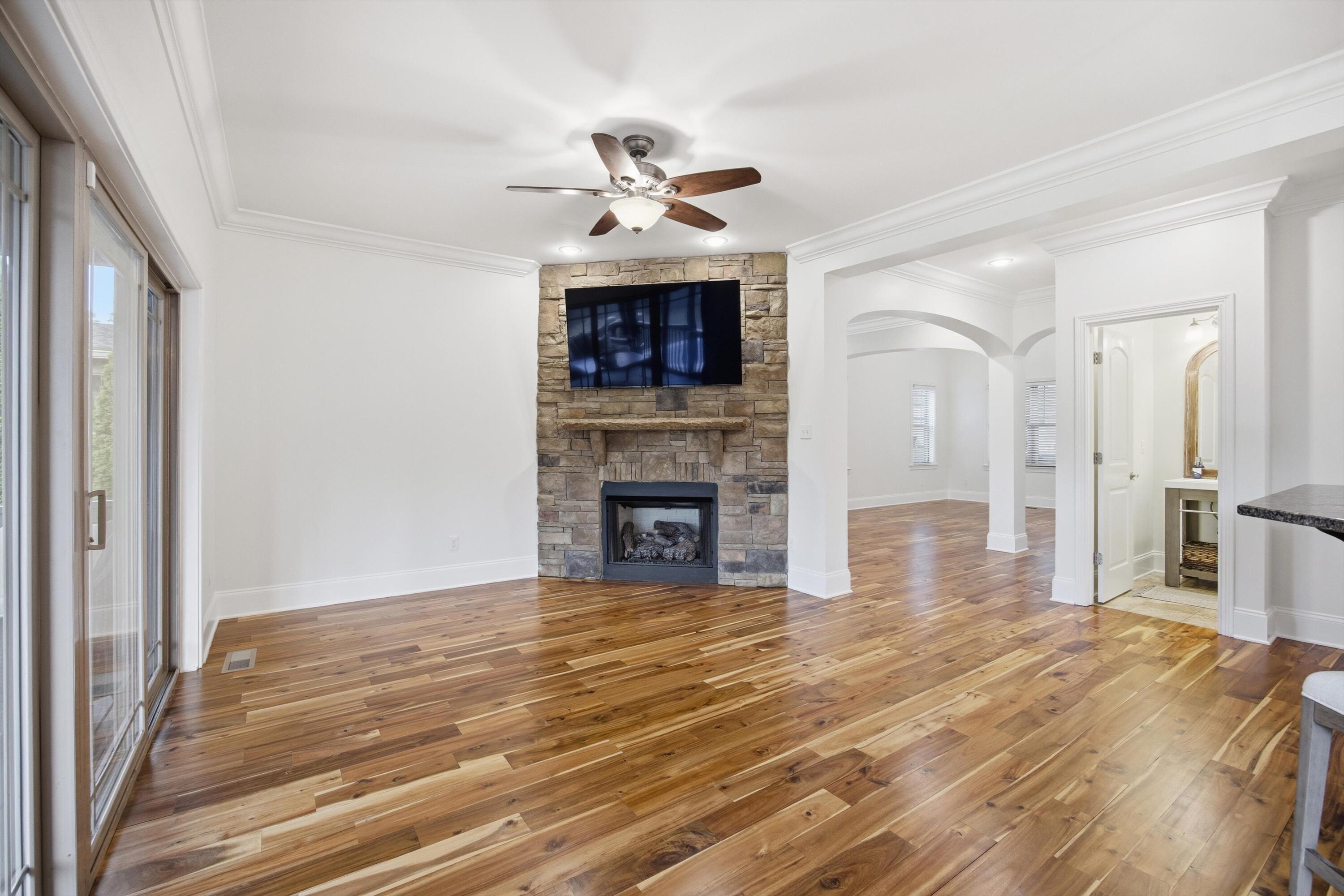 8570 Maple Valley Drive