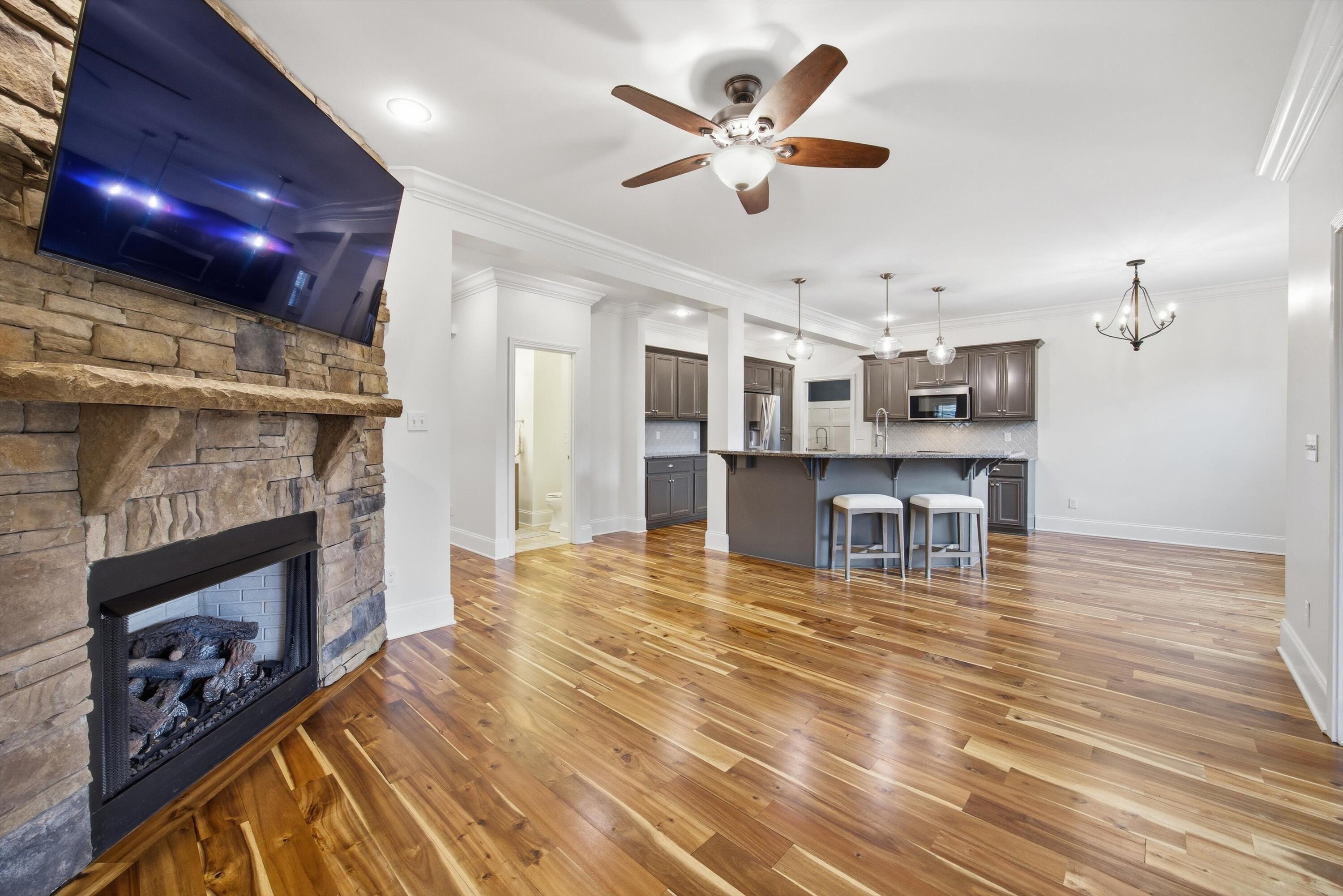 8570 Maple Valley Drive