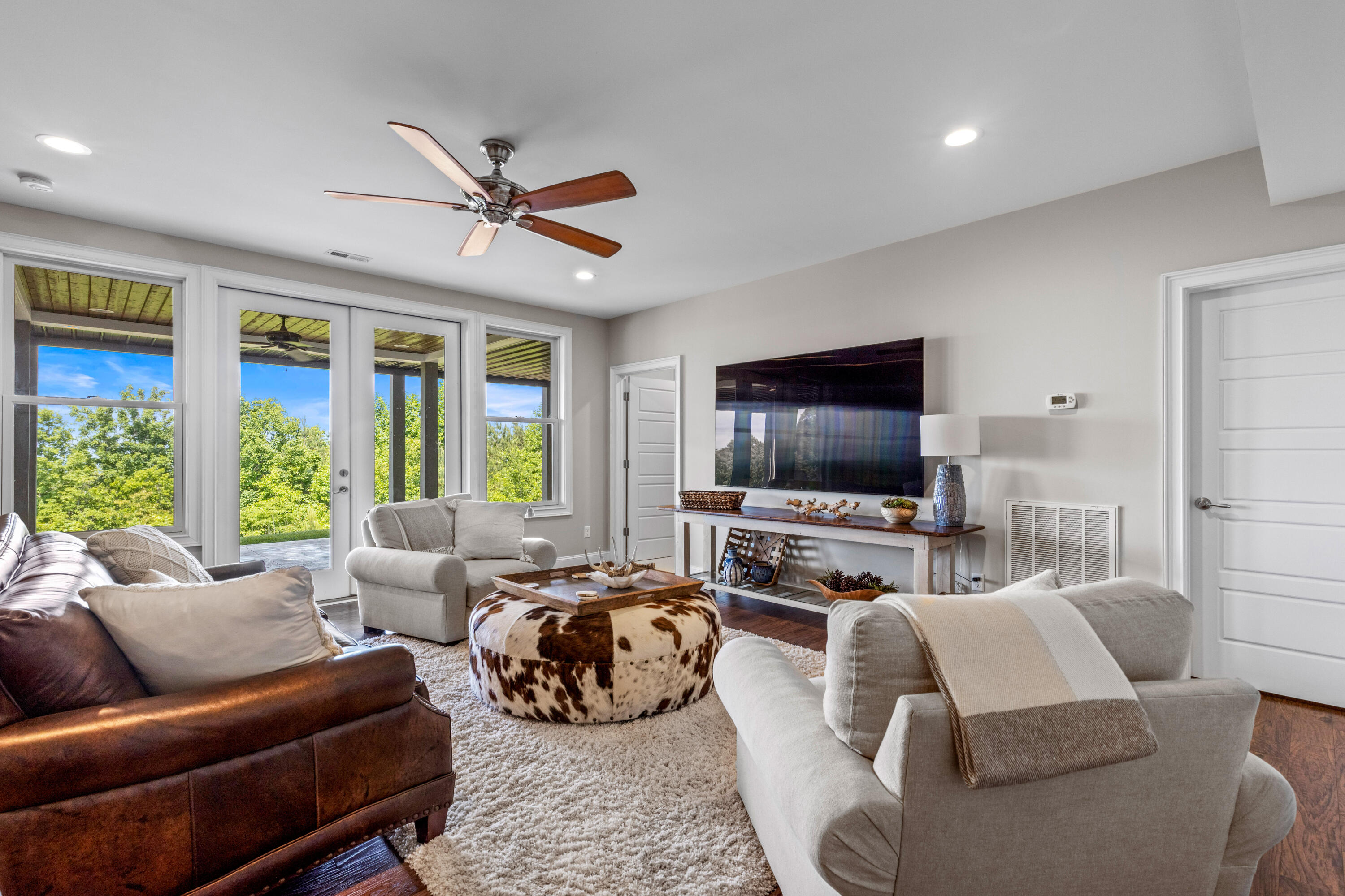 470 Lookout View Drive