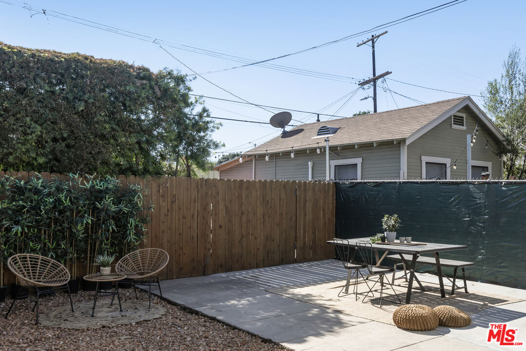 5916 Marmion Way