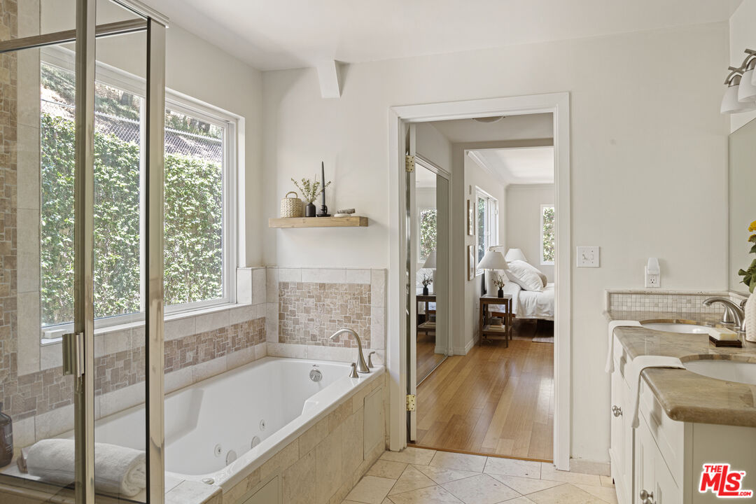 6221 Monterey Rd Unit: 205