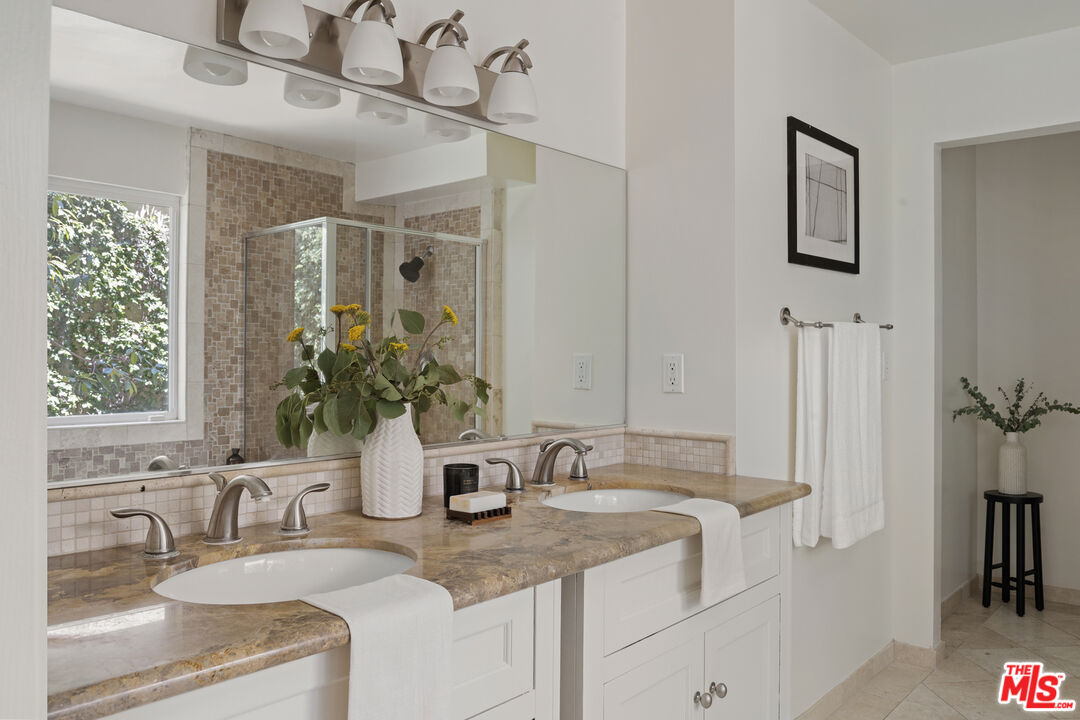 6221 Monterey Rd Unit: 205