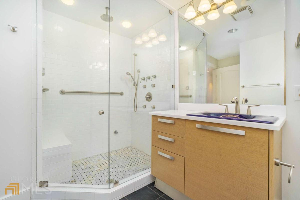 195 14th Street NE Unit: TS7