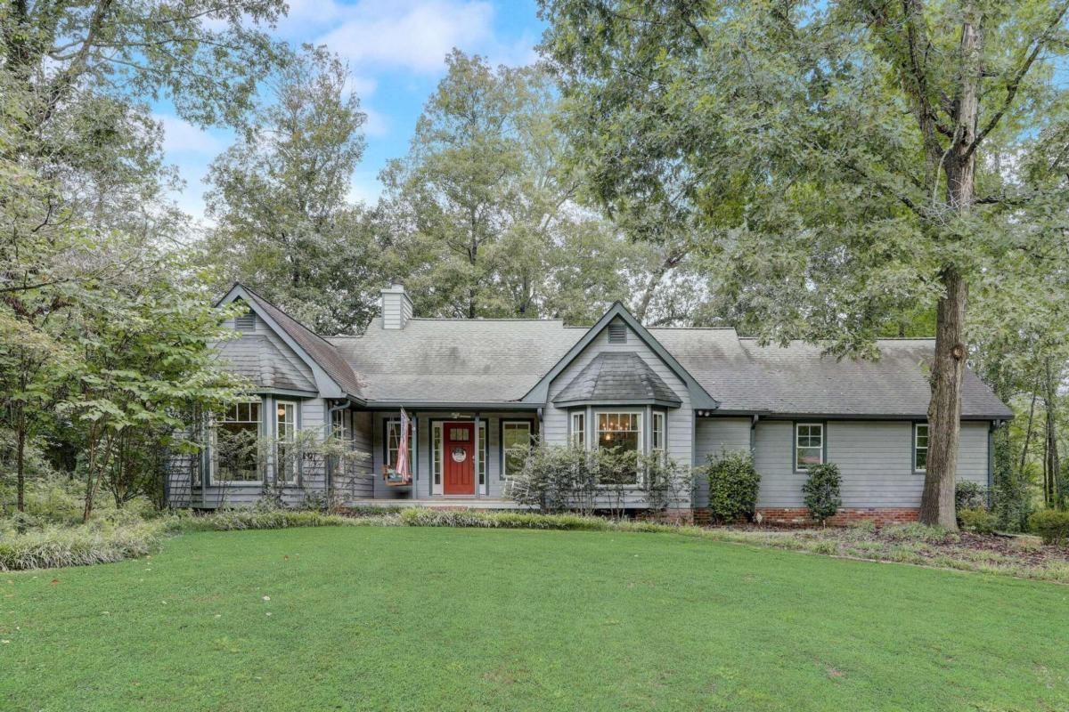 2820 Terrace Ridge Road NE