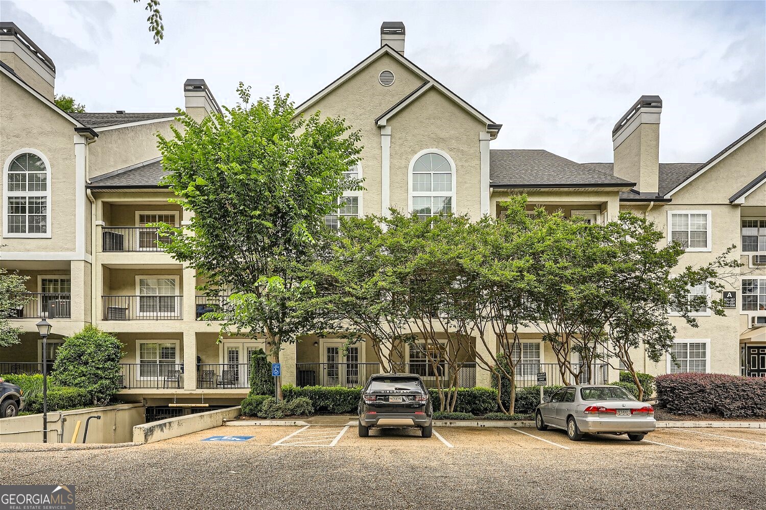 3655 Habersham Road NE # 102