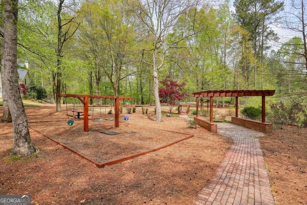 2987 WINTERTHUR CLOSE