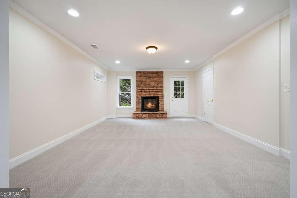 2987 WINTERTHUR CLOSE