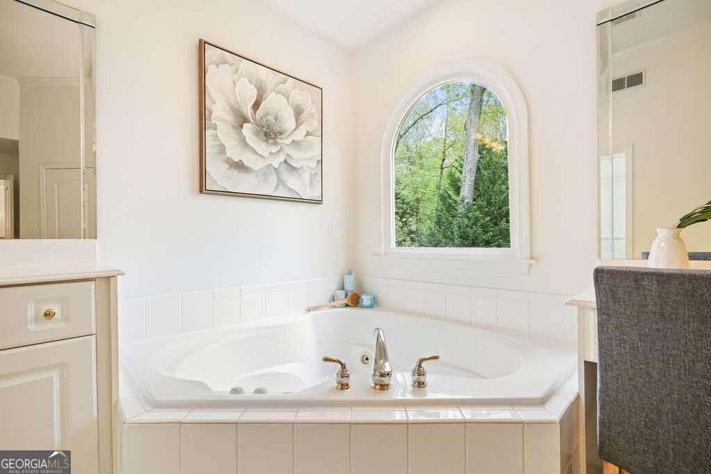 2987 WINTERTHUR CLOSE