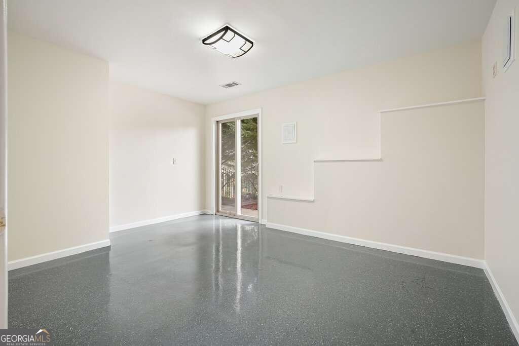 2987 WINTERTHUR CLOSE