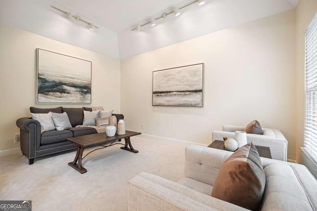 2987 WINTERTHUR CLOSE