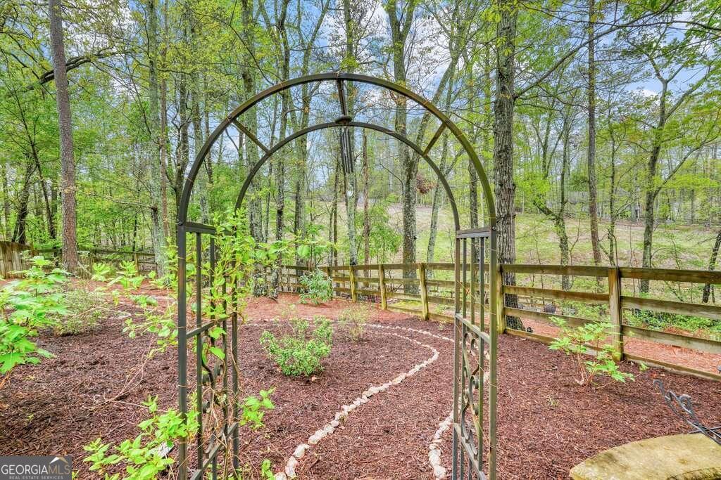 2987 WINTERTHUR CLOSE