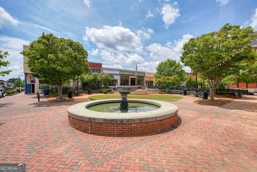 131 Veterans Drive