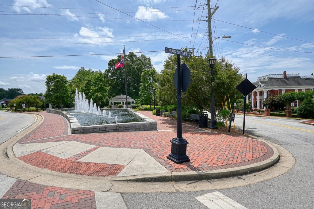 131 Veterans Drive