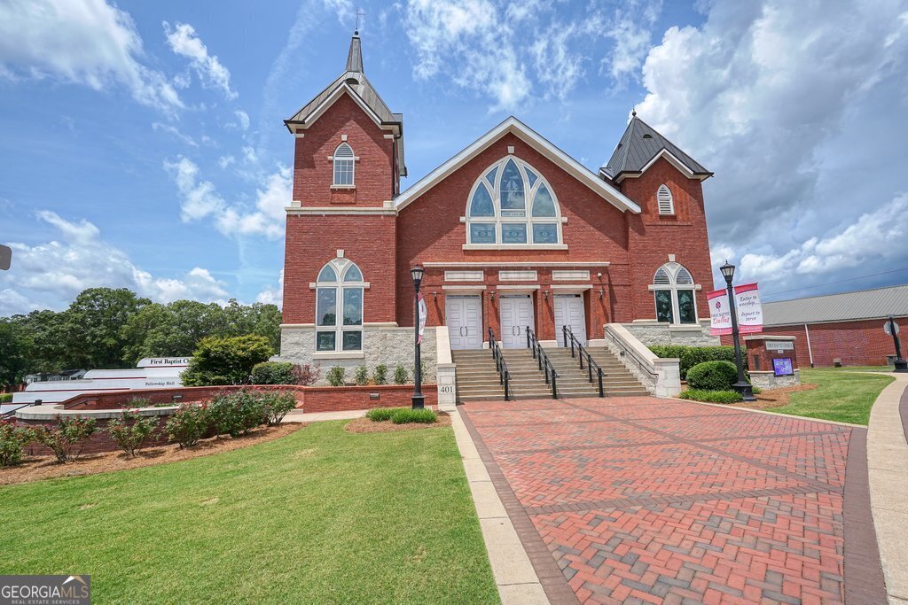 131 Veterans Drive