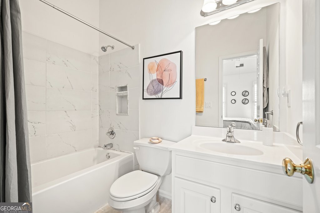 3604 WATERS EDGE Trail