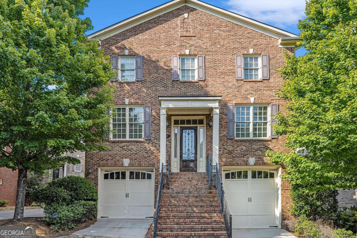 2613 Canterbury Trail NE