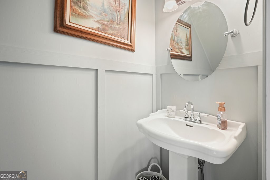 1750 Latour Drive NE