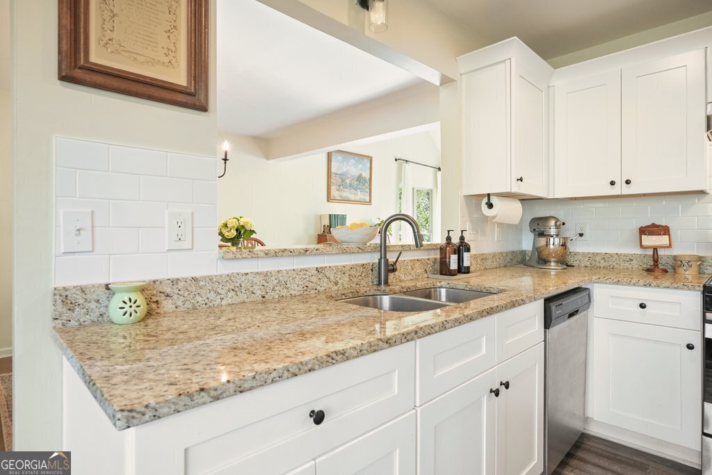 1750 Latour Drive NE