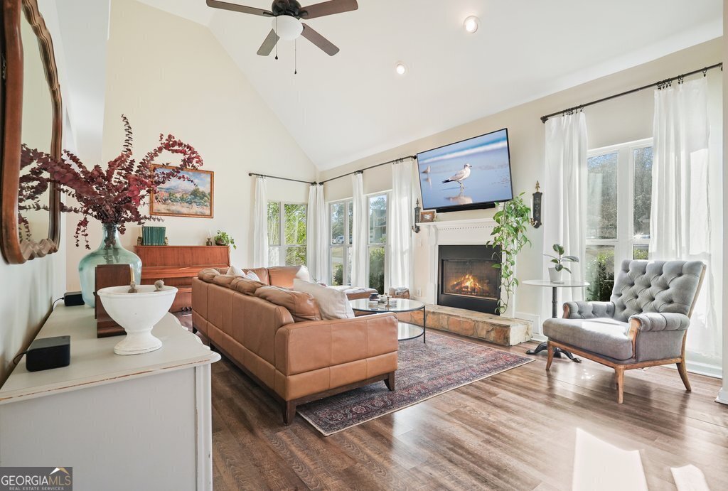 1750 Latour Drive NE