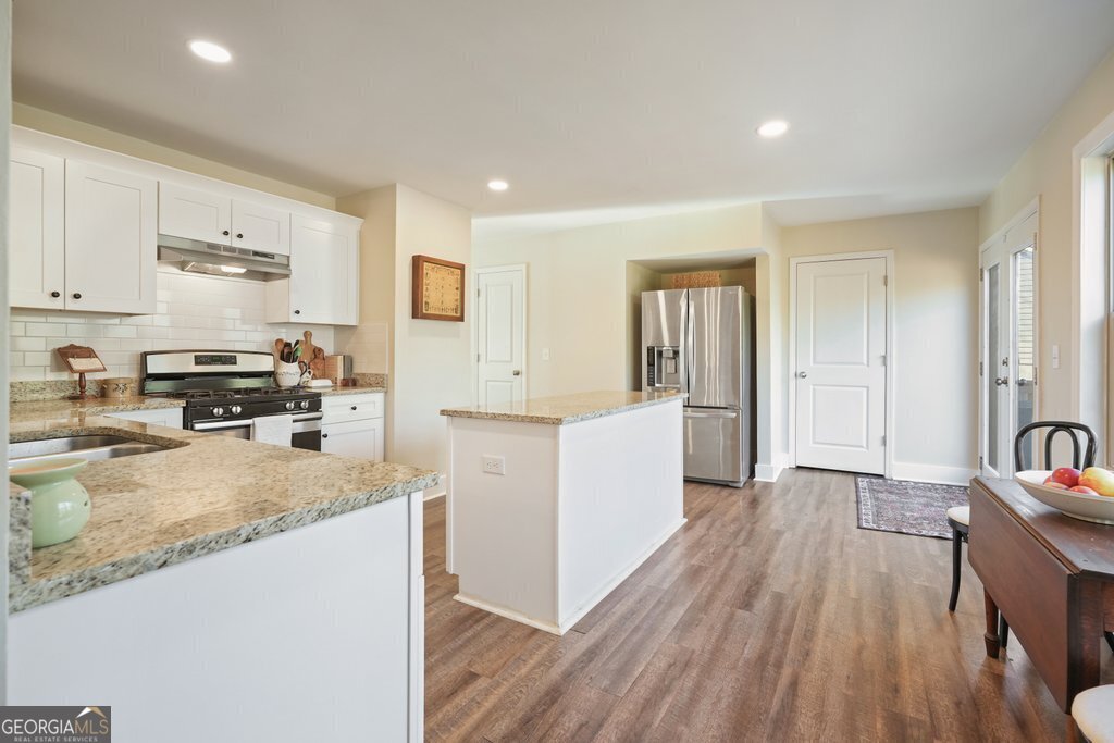 1750 Latour Drive NE