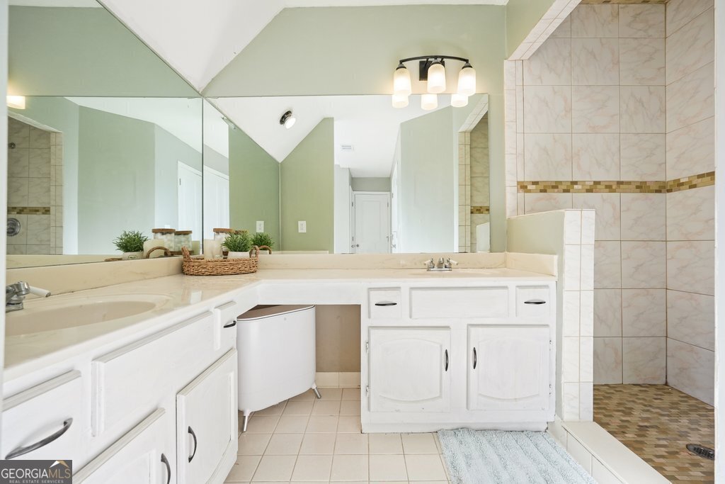 1750 Latour Drive NE