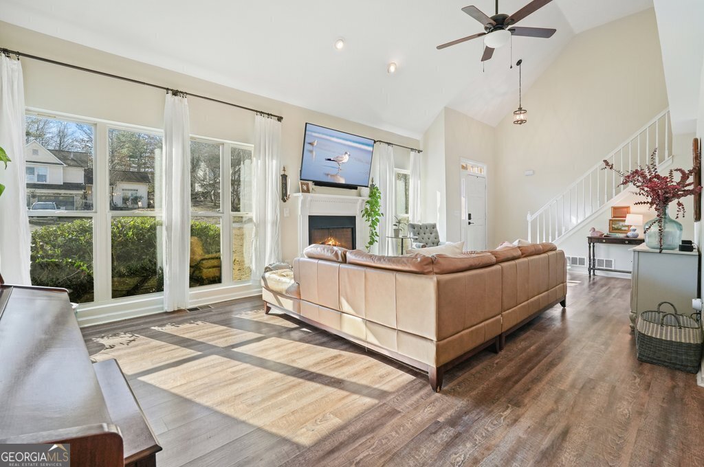 1750 Latour Drive NE