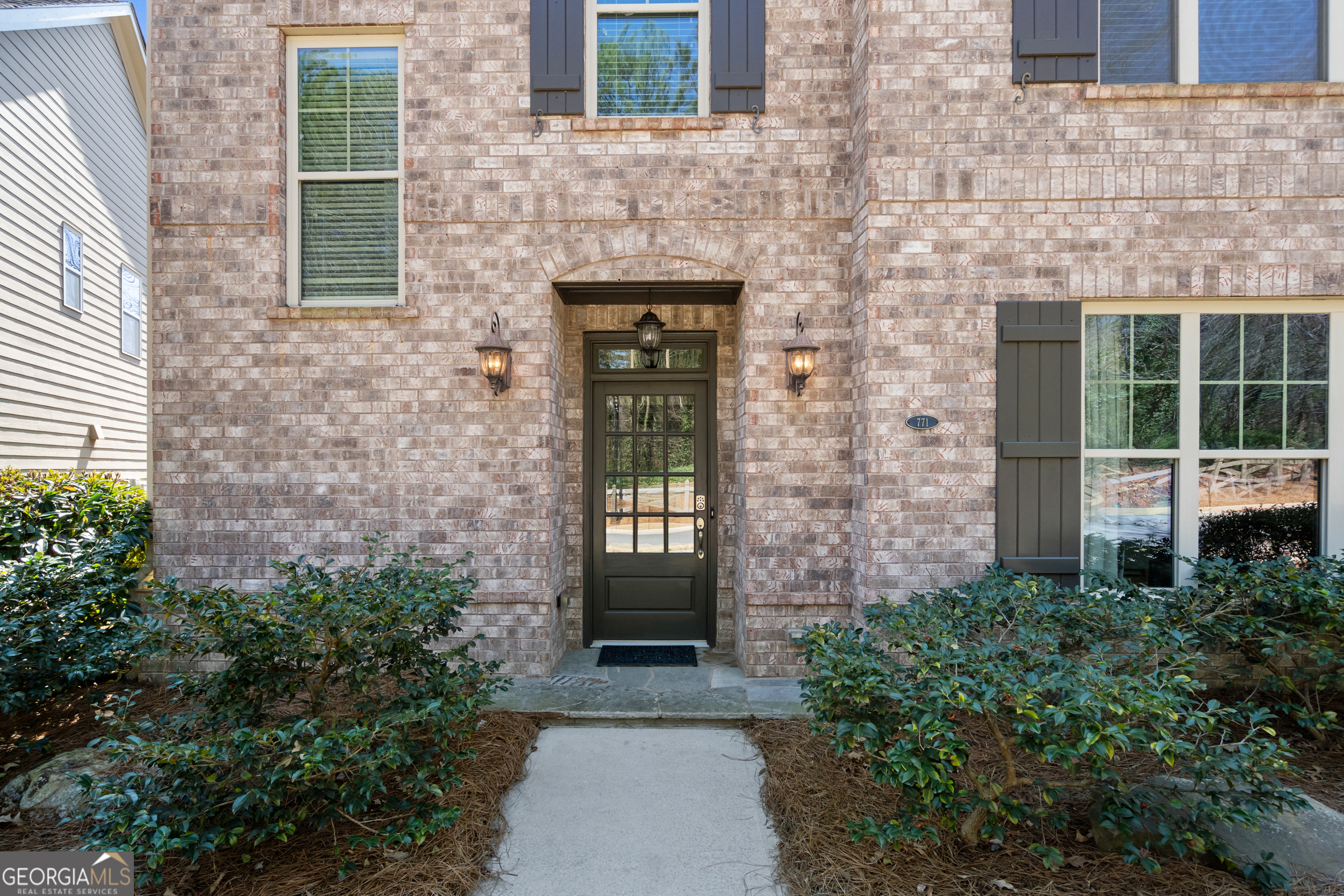 771 Park Manor Drive SE