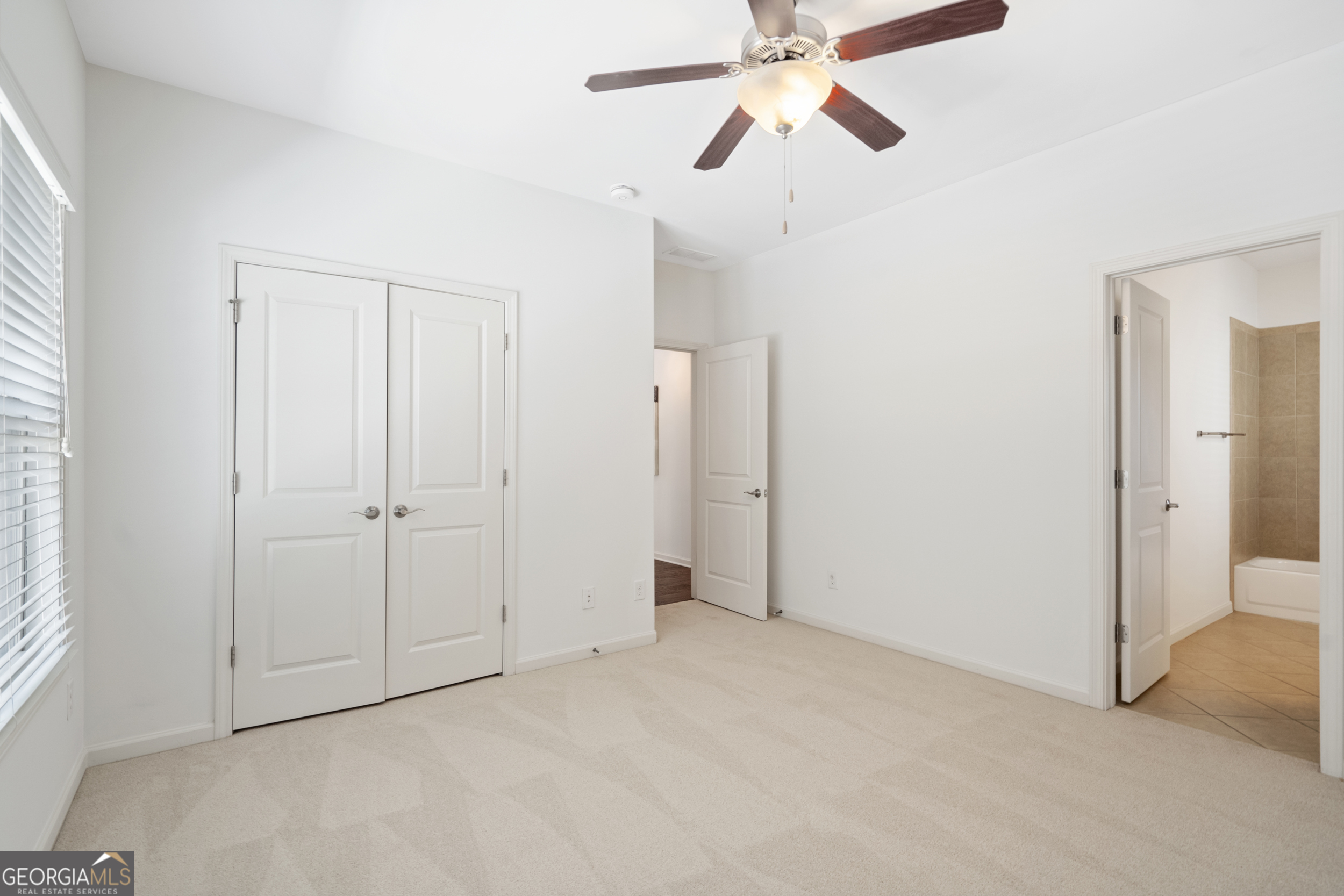 771 Park Manor Drive SE