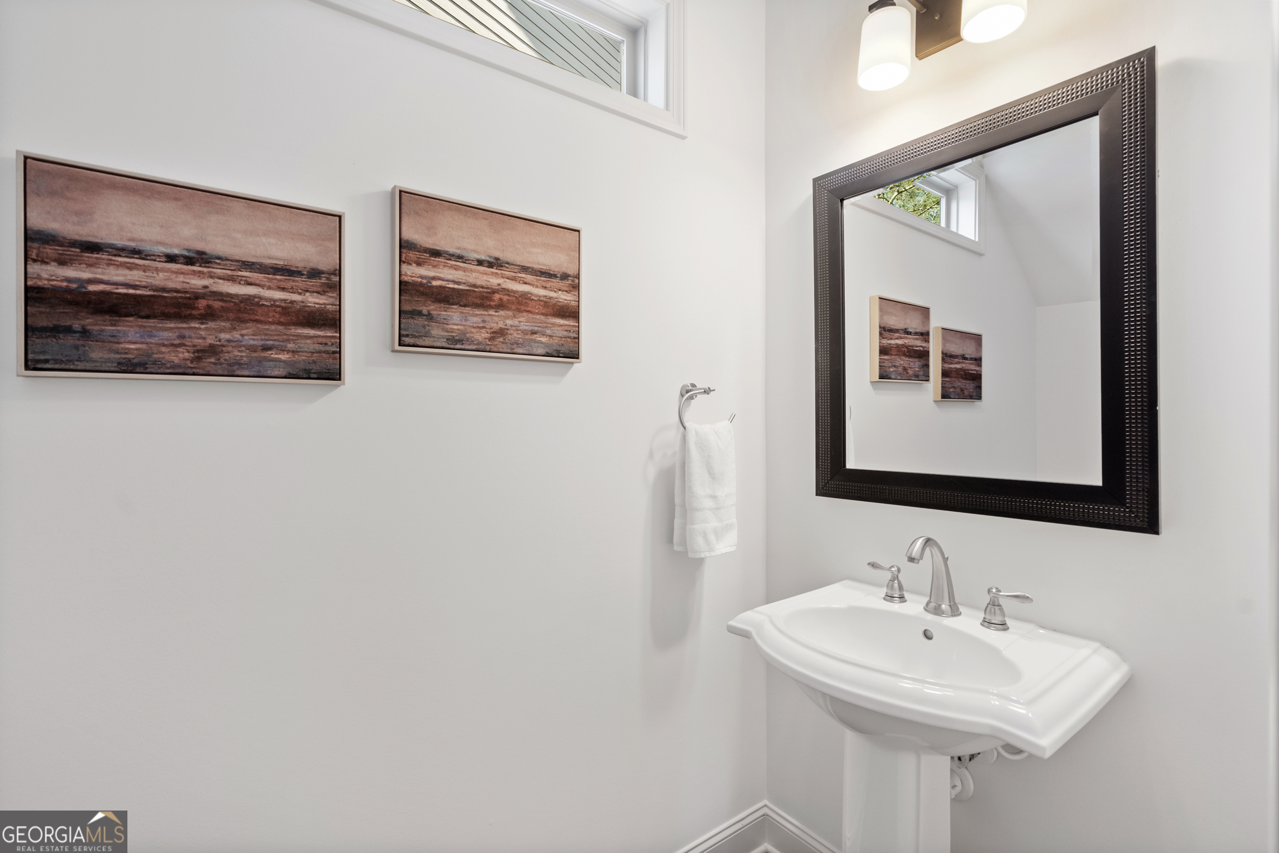 771 Park Manor Drive SE