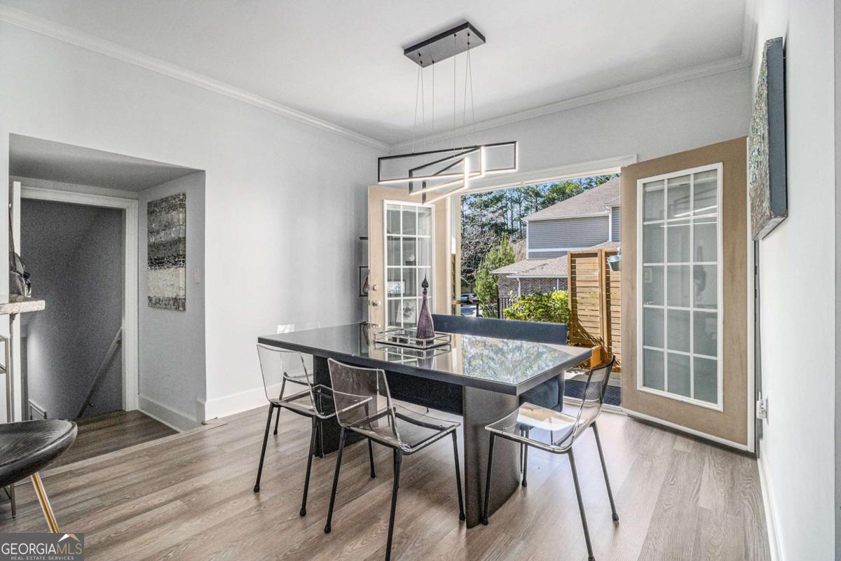 2700 Pine Tree Road NE # 3001