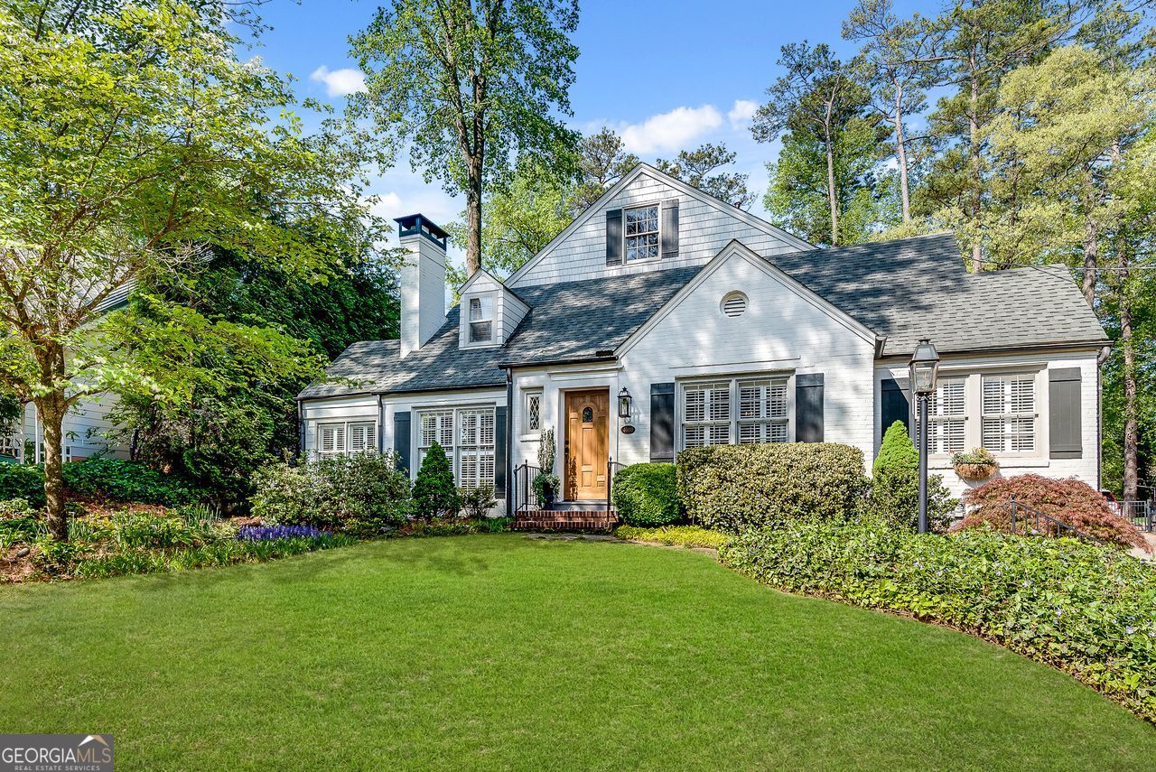 4000 N STRATFORD Road NE