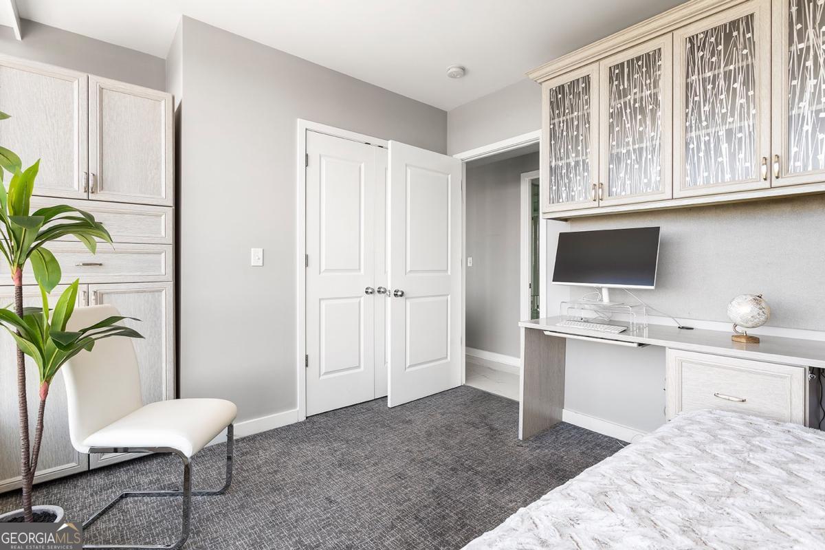3338 Peachtree Road NE # 3102