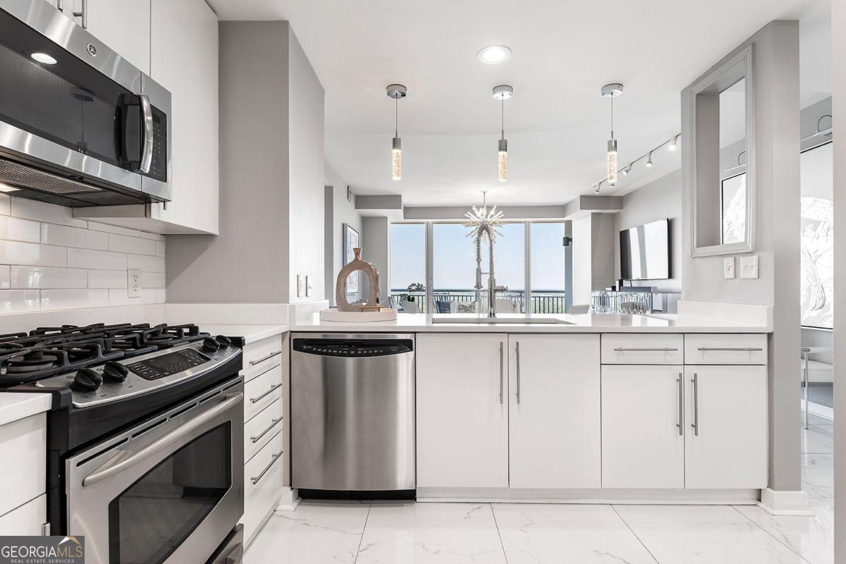 3338 Peachtree Road NE # 3102
