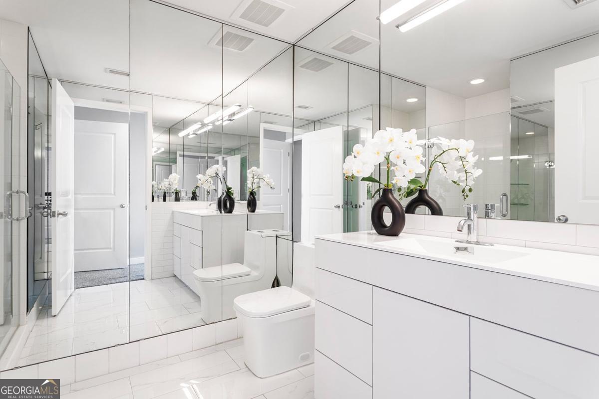 3338 Peachtree Road NE # 3102