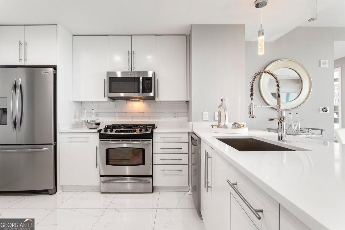 3338 Peachtree Road NE # 3102