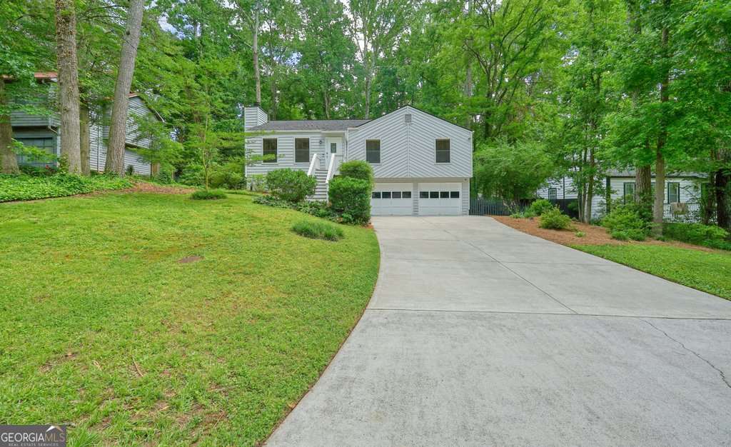 7025 Stone Wood Drive NW