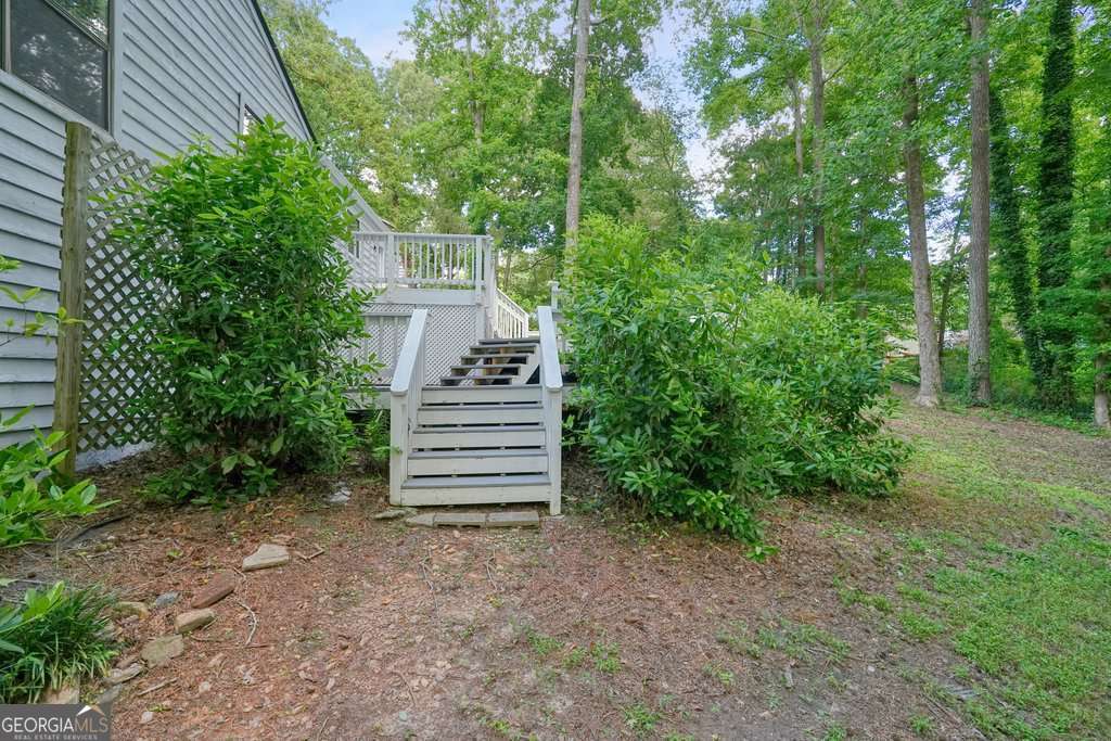 7025 Stone Wood Drive NW