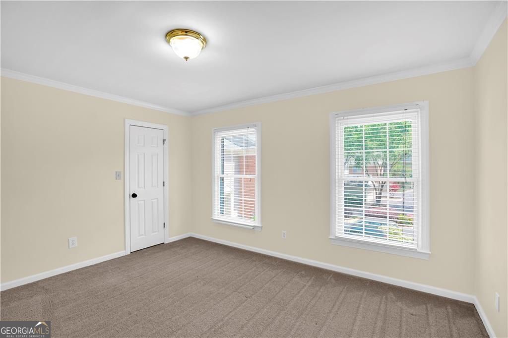 84 Mount Vernon Circle