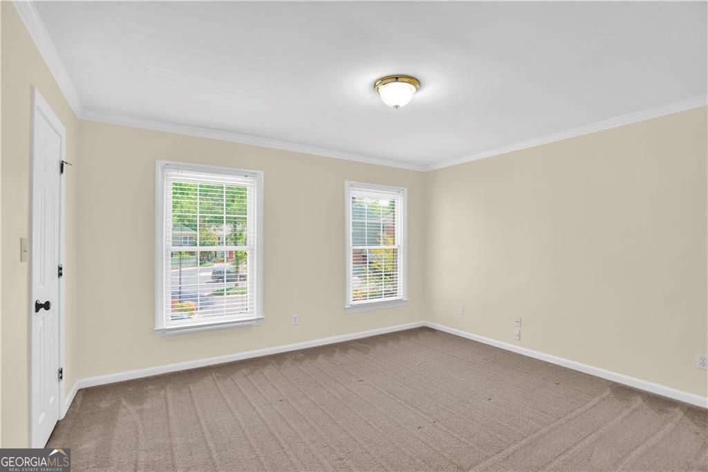 84 Mount Vernon Circle