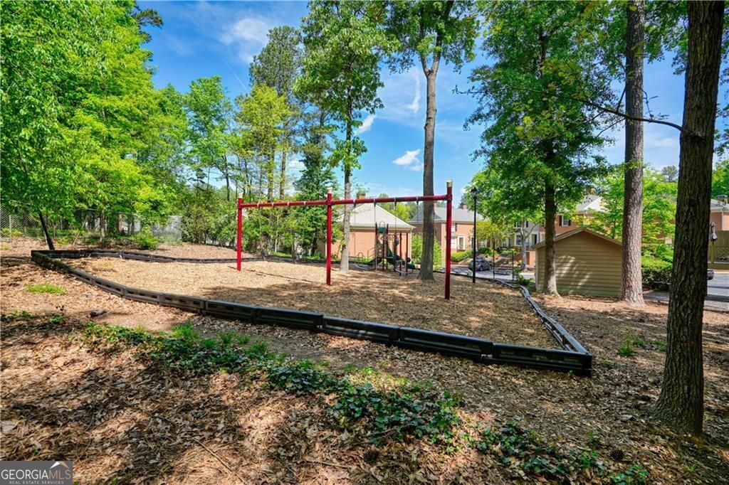 84 Mount Vernon Circle