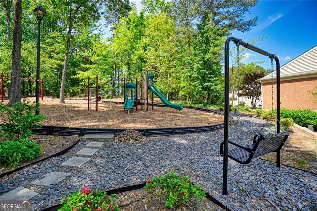 84 Mount Vernon Circle