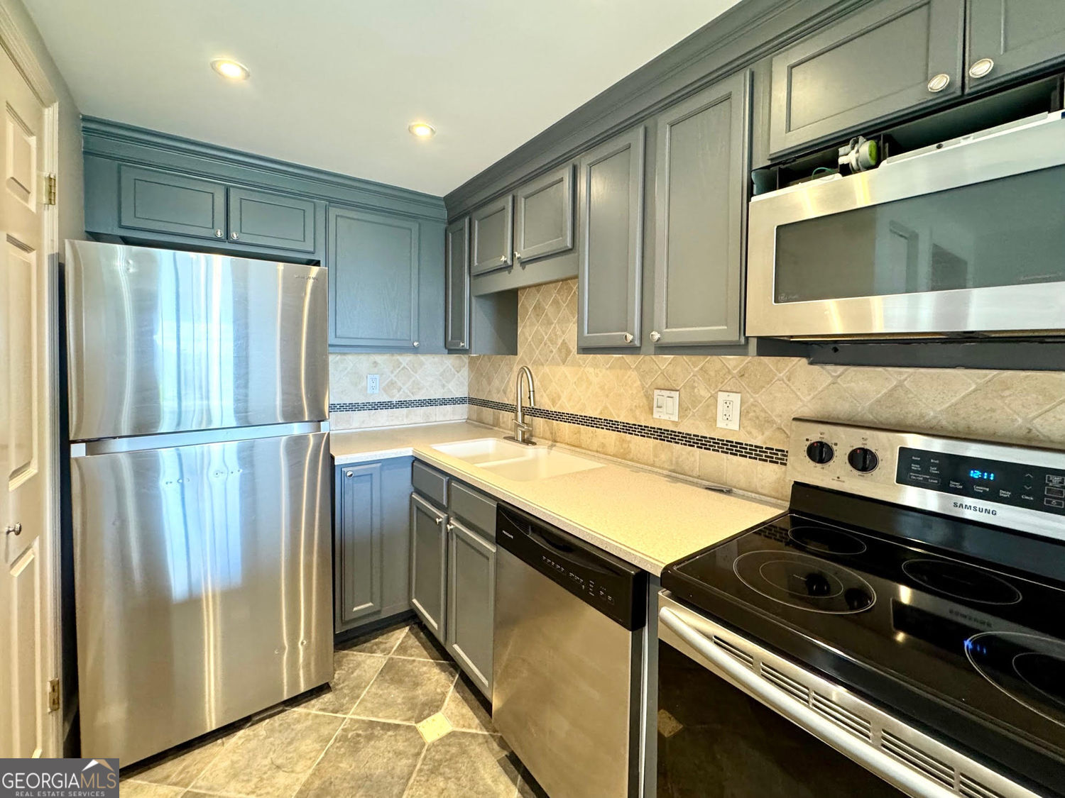 199 14th Street Street NE # 704