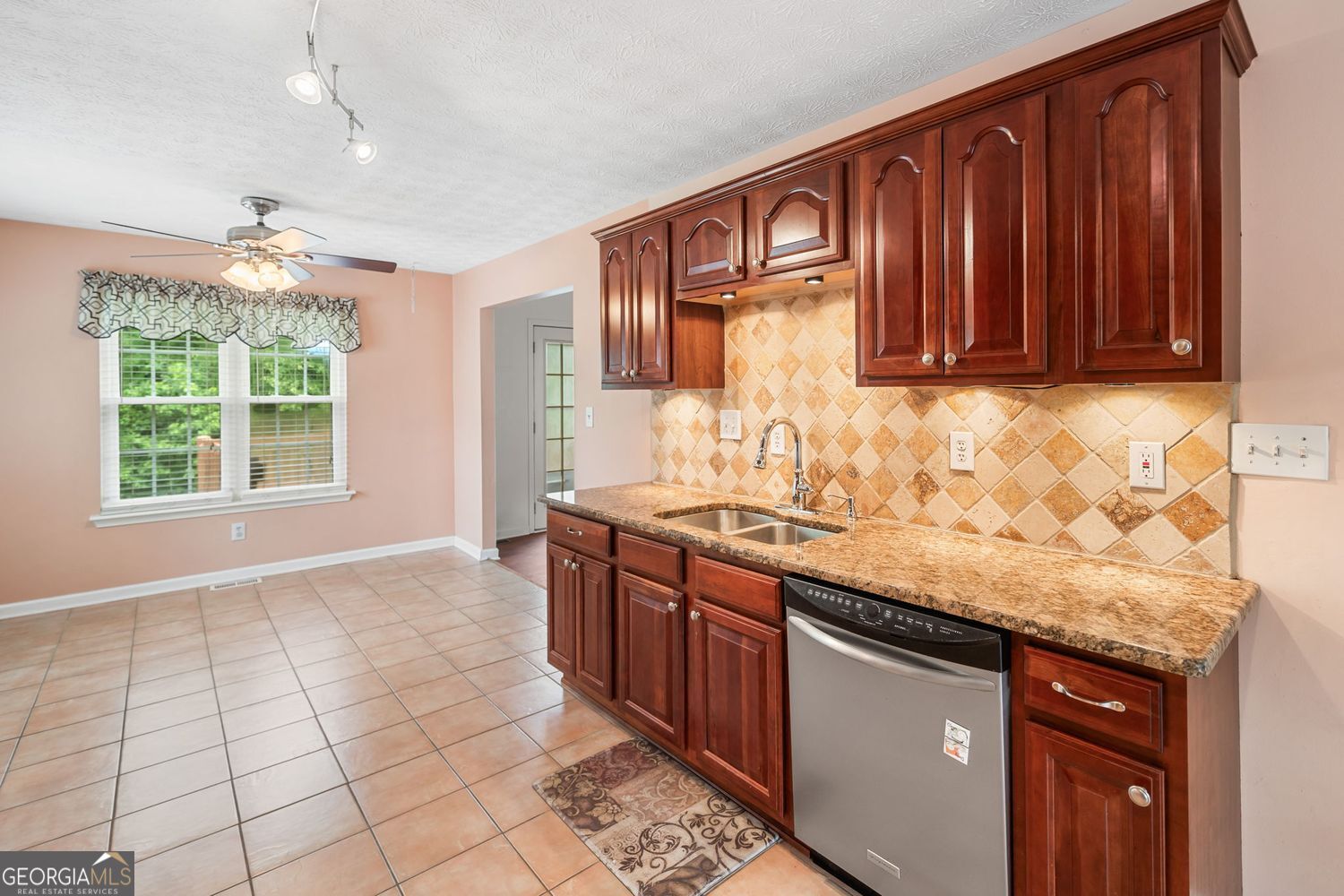 4124 High Country Drive