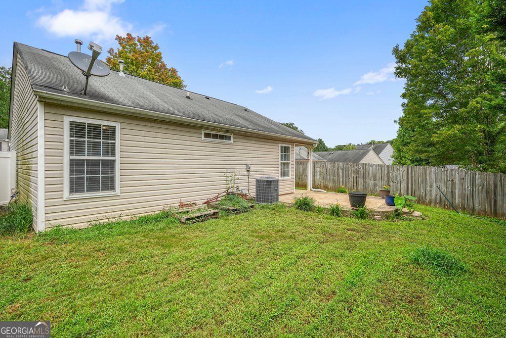 517 Oakleaf Court