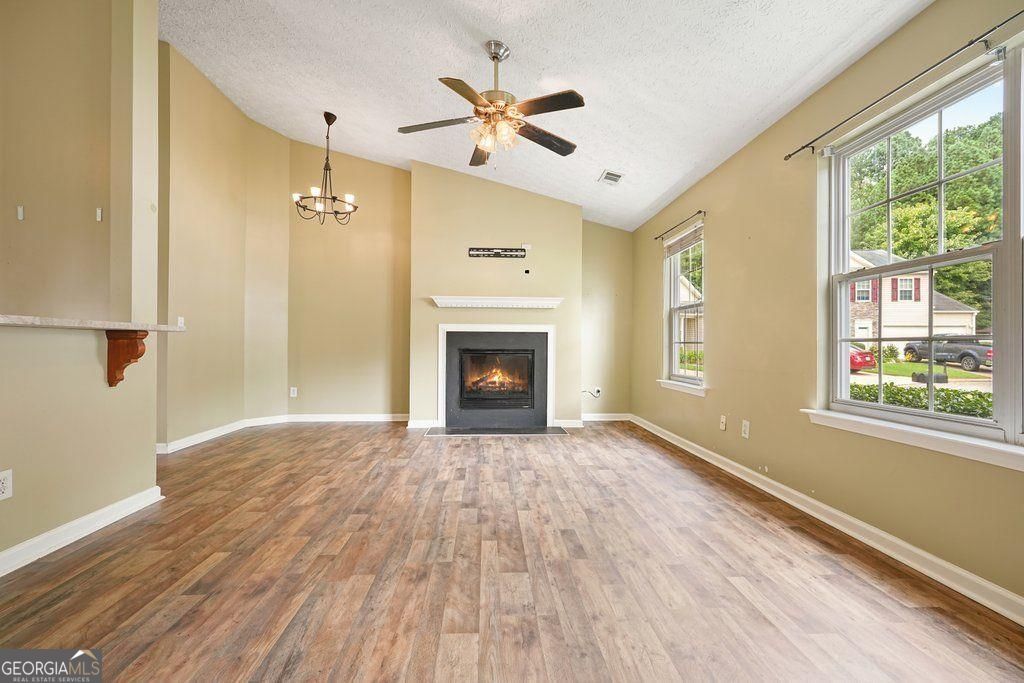 517 Oakleaf Court