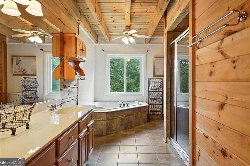 135 Holcomb SPUR NW