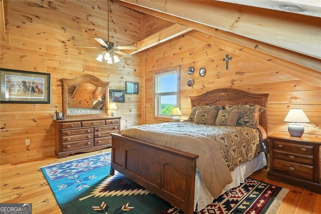 135 Holcomb SPUR NW